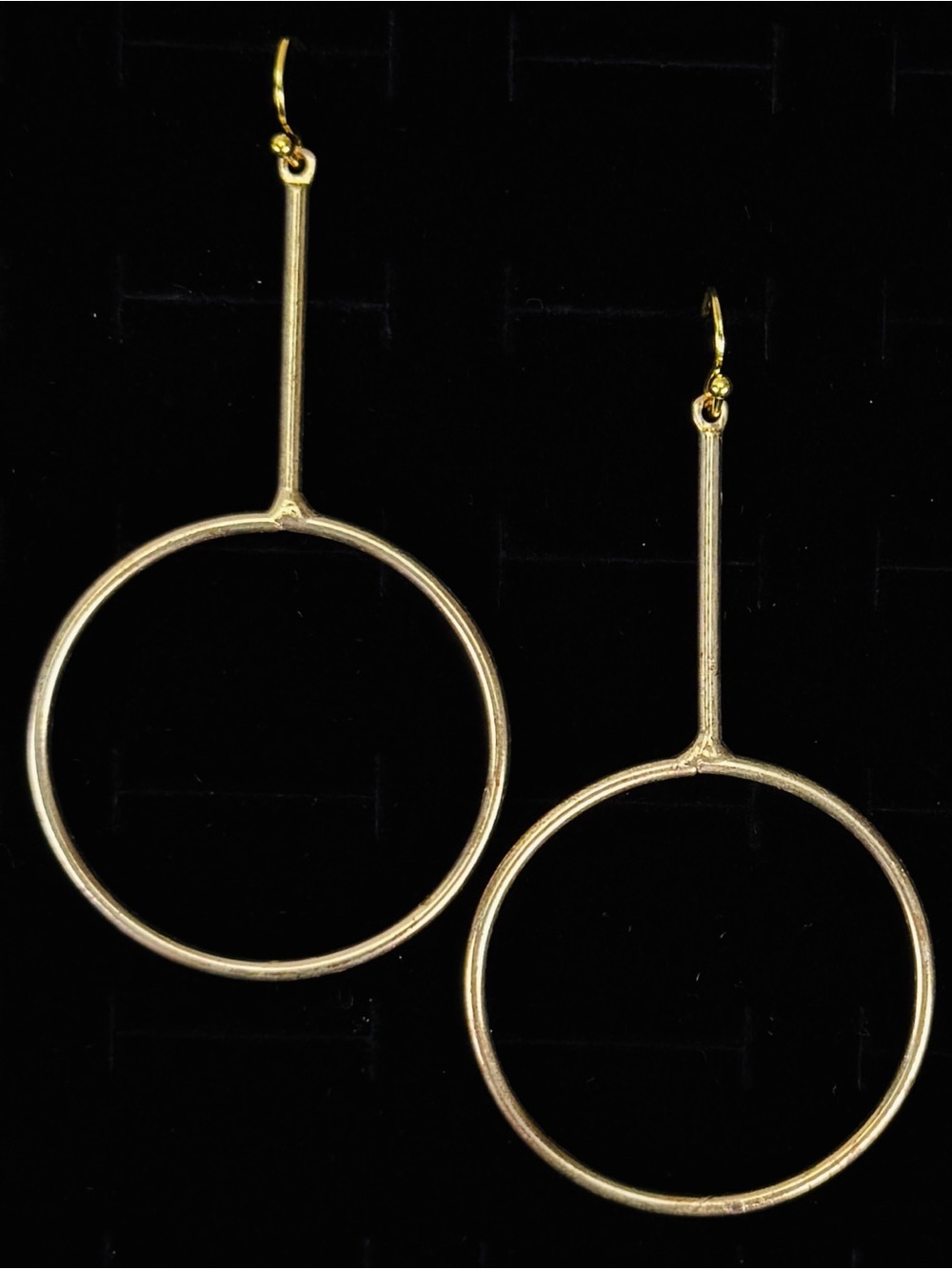 Vintage goldtone, minimalist circle stick drop pierced earrings